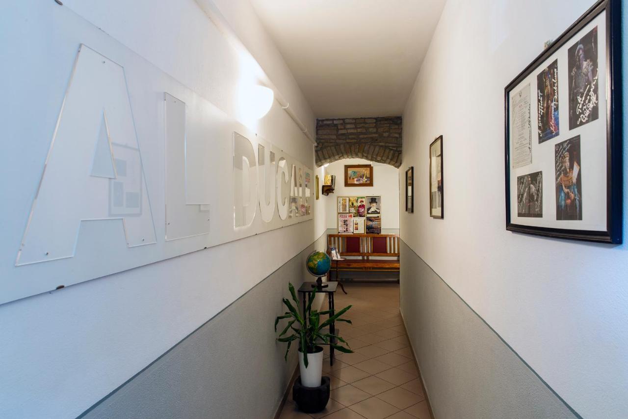 פארמה B&B Al Ducale And Apartments מראה חיצוני תמונה